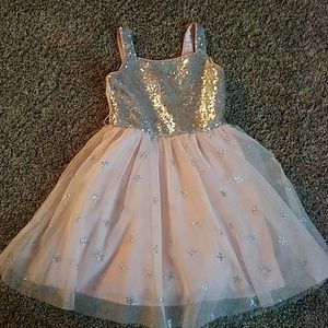 Cat and Jack dress size 6/6x